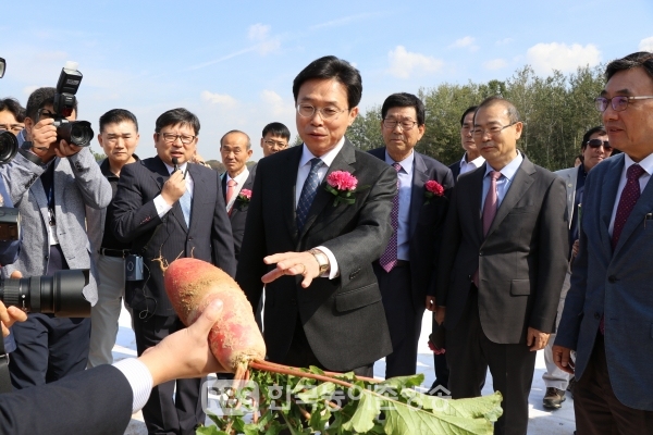 2019 국제종자박람회 개막식에 참석한 이재욱 차관 (사진=농림축산식품부)
