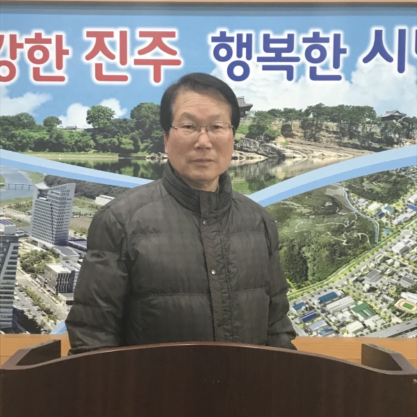 강갑중 전 경남도의원이 21대 총선 진주을 선거구에 무소속 출마를 선언했다.