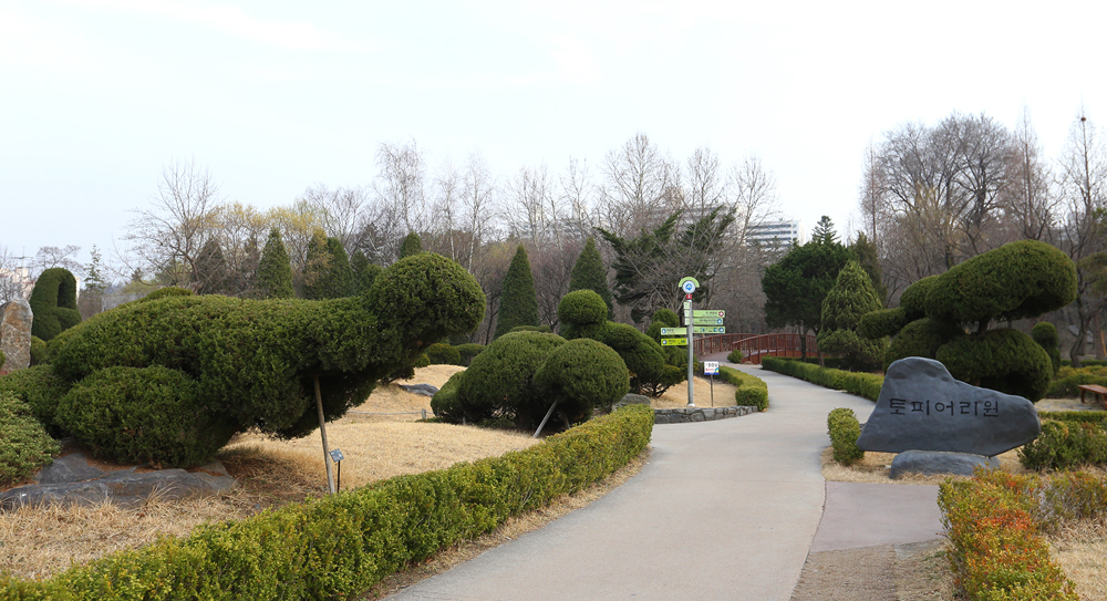 오산시 수청동에 위치한 경기도물향기수목원은 ‘물과 나무와 인간의 만남’이라는 주제로 2006년 5월 문을 열었다.  ⓒ 경기뉴스광장 허선량