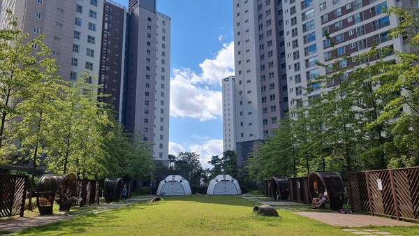 2022년 여름 김포시 구래동에 위치한 한 아파트 단지 풍경