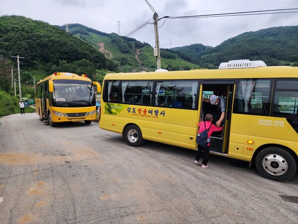 경북 버스업계가 산사태 피해지역 무료버스 지원을 운영하고 있다 [경상북도]