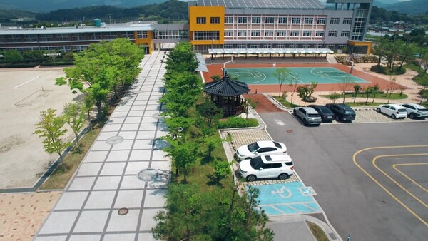 '한국 최초 바둑 특성화고'인 한국바둑고에 외벽 및 교실 바닥 보수를 위한 6억여 원의 특별교부금이 지원된다. [소병철 의원실]