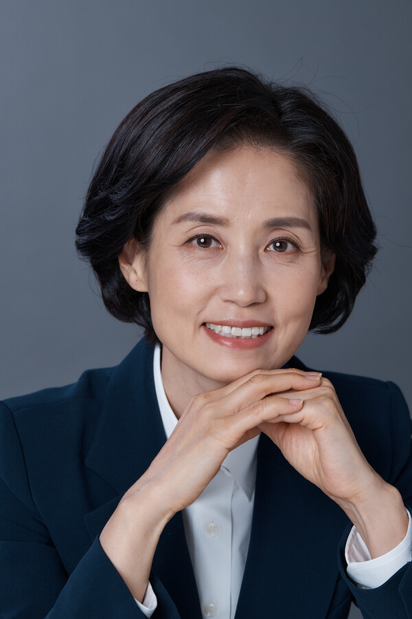 박은정 