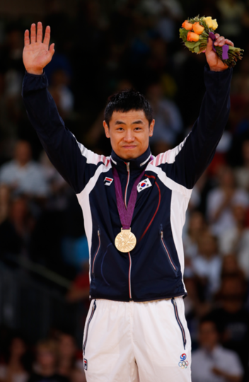 송대남 감독./사진=KH그룹 제공