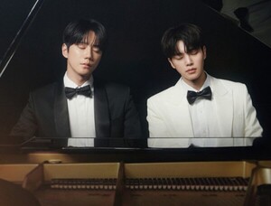 사랑보다 뜨거운 두 남자의 우정... 송강·이준영부터 박지훈·최현욱까... - 뉴스 썸네일 이미지