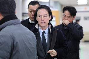 [단독] 한국타이어, '부당지원 제재' 받았던 오너 일가 회사와 또 135억... - 뉴스 썸네일 이미지